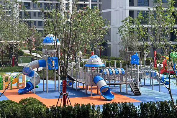 Outdoor Playground Equipment