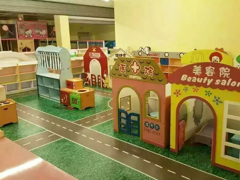 Customized family entertainment center